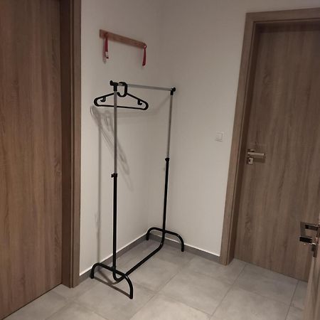Brand New Studio Apartment #24 In Elite Residence With Free Secure Parking In The Center プラハ エクステリア 写真